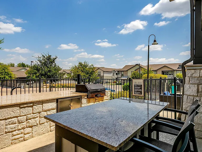 Station at Cottonwood Creek — Photo 42