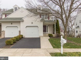 46 Steeplechase Cir, Aston, PA 19014