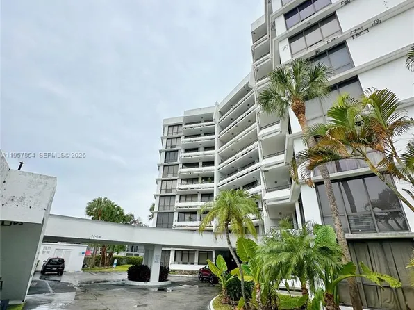 13953 Kendale Lakes Cir #410B, Miami, FL 33183