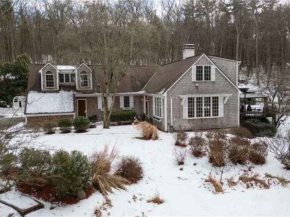 710 Pound Hill Rd, North Smithfield, RI 02896