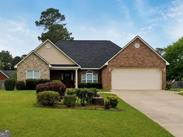 146 Fairethorne Dr, Leesburg, GA 31763