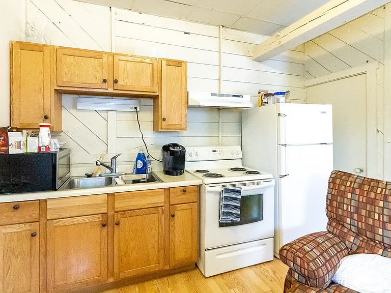Spacious Apartments in the Heart of the Village — Photo 15