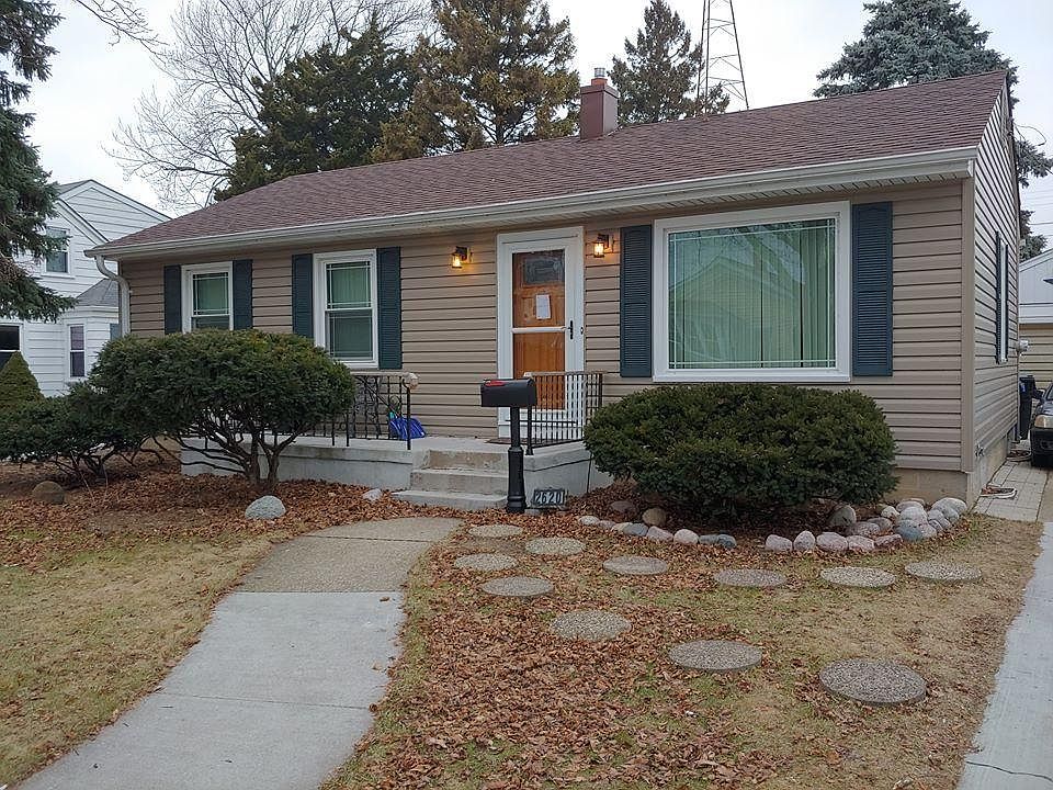 2nd image of 2620 Dwight St