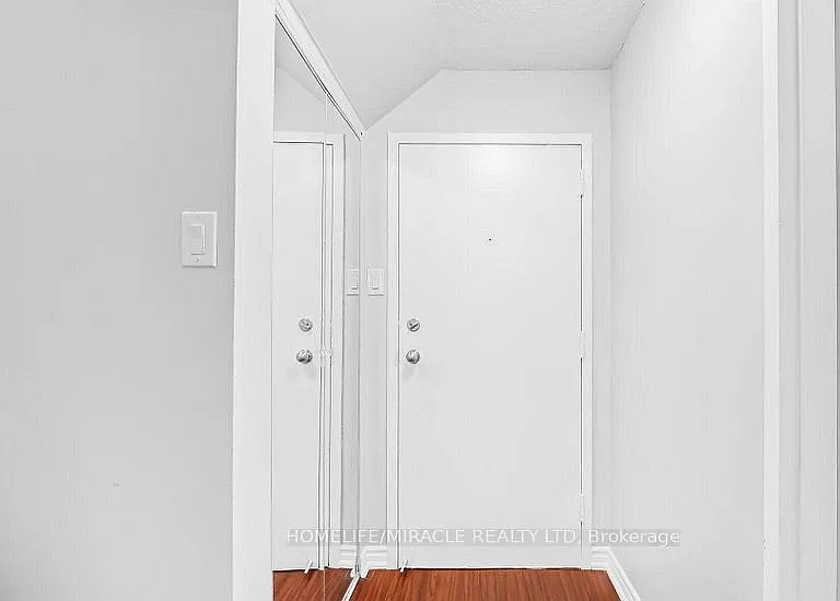 140 Ling Rd #103 — Photo 2