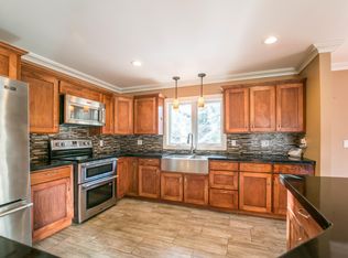 601 Stafford Hill Rd, Cheshire, MA 01225