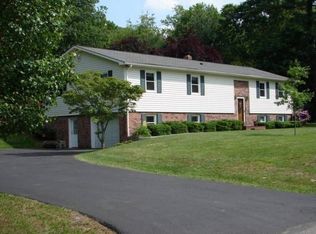307 Thomas Hts, Marion, VA 24354