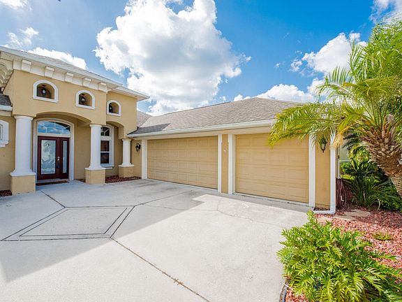 2nd image of 555 Caro Ct