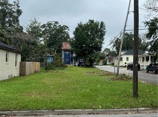 902 W 41st Street, Savannah, GA 31415