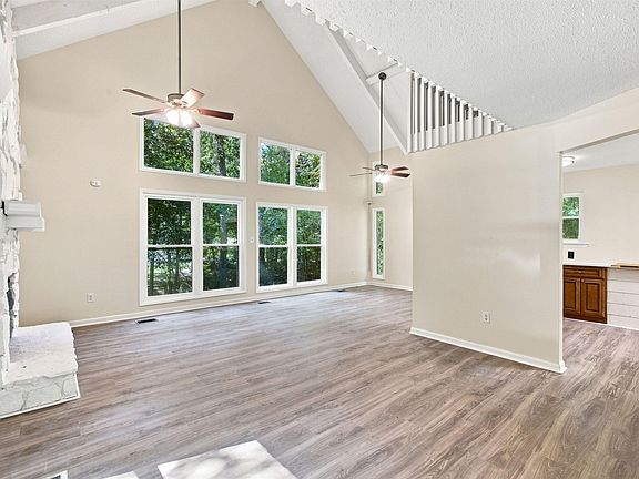 5th image of 4865 Indian Valley Rd
