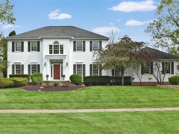 146 Brandywine Dr, Hudson, OH 44236
