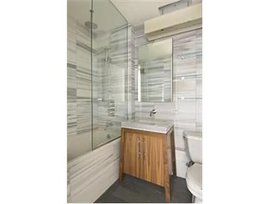 Rented by Douglas Elliman | media 29