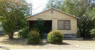 1st image of 3210 Bessie Ave
