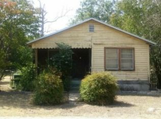 3210 Bessie Ave, Del Valle, TX 78617