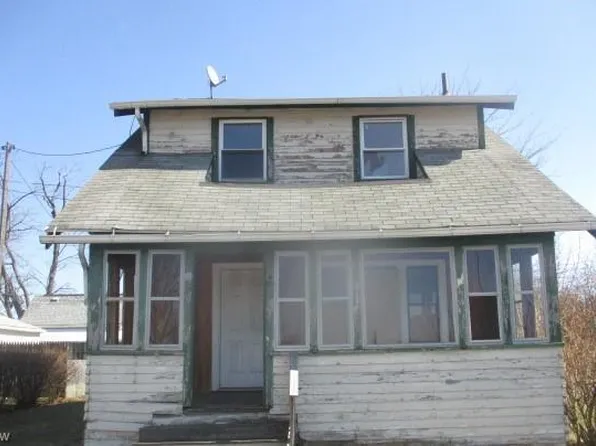 563 Gridley Ave, Akron, OH 44306