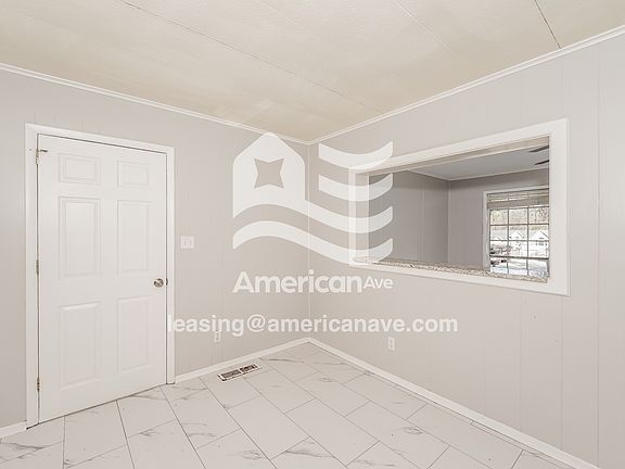 5-Dining Room