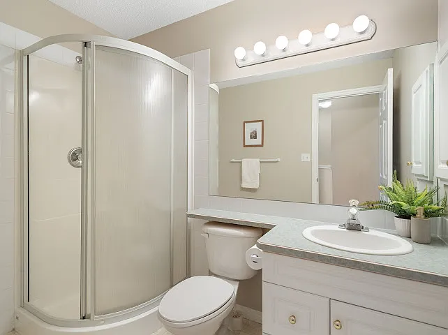 2422 Erlton St SW — Photo 13