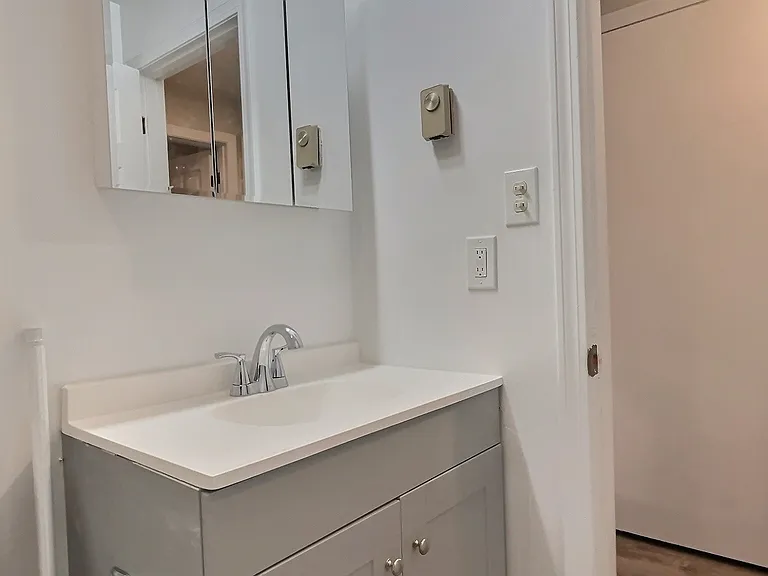 76 Spring St #301 — Photo 10