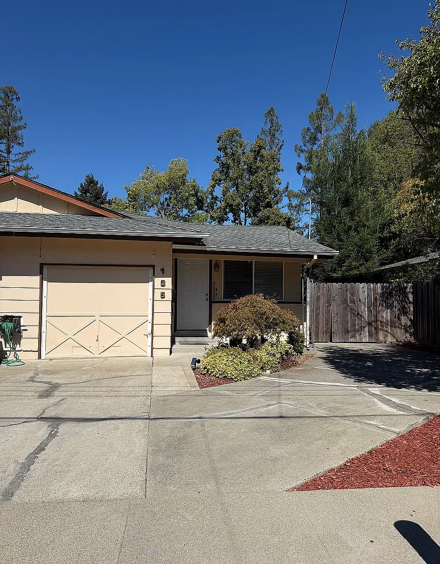 2 bed, 1020 sqft, $2,850 — Photo 1