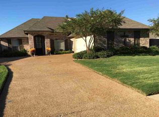 351 Austin Cir, Brandon, MS 39047