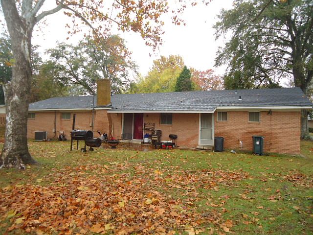1st image of 605 Laurel Rd