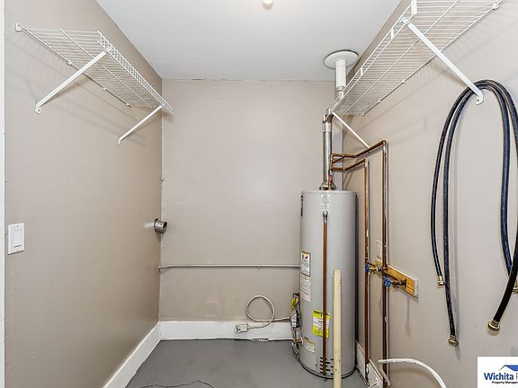 3rd image of 1815-1821 W University Ave #1819