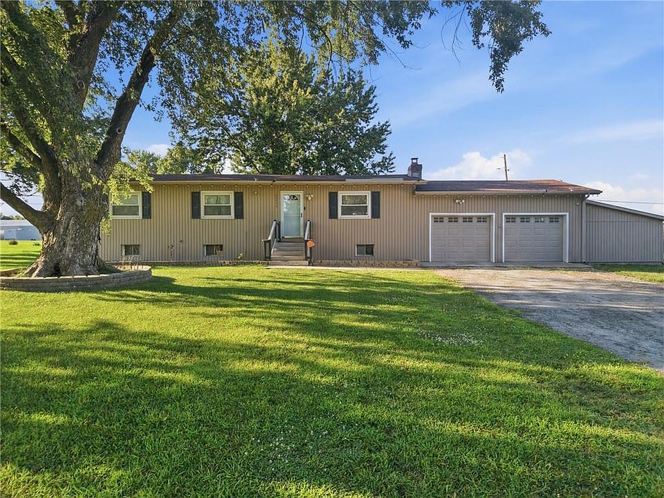 1st image of 20840 W 180th St