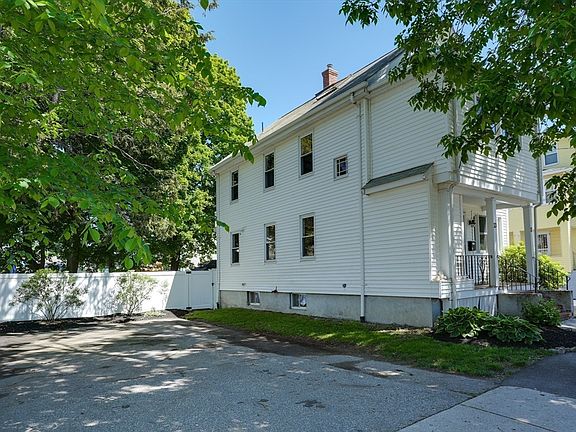 3rd image of 11 Walnut St #11