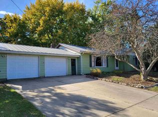 269 Goede Rd, Edgerton, WI 53534