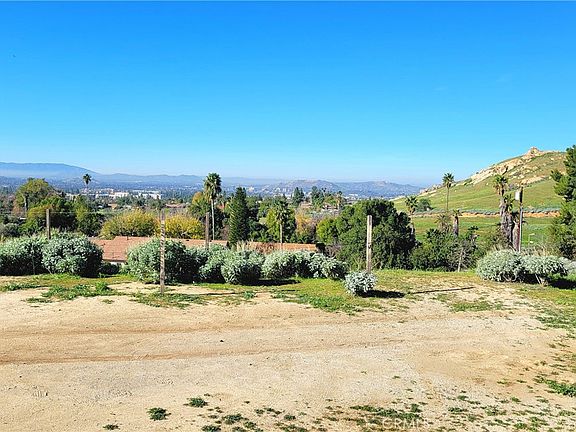 3rd image of 2935 Galaxie Heights Rd