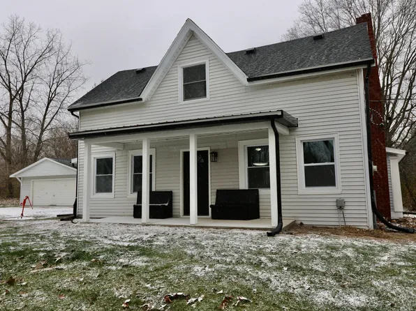 101 W State St, Veedersburg, IN 47987