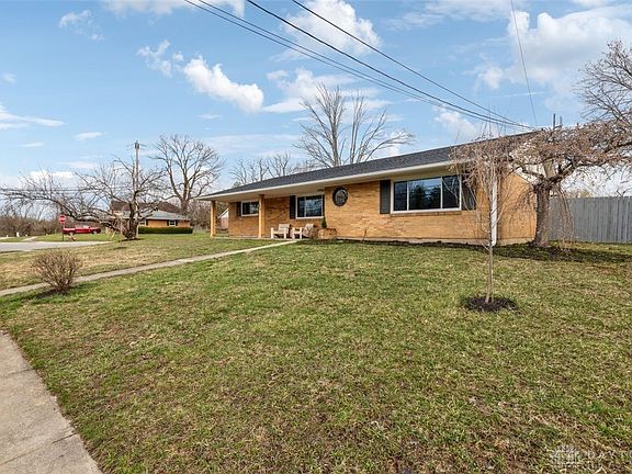 3rd image of 310 Lawndale Ave