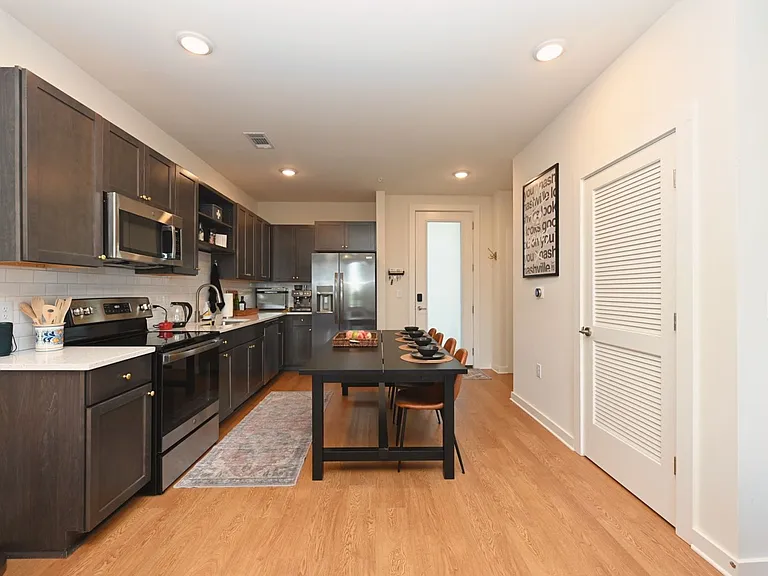 2900 Edwin Way #202 — Photo 18
