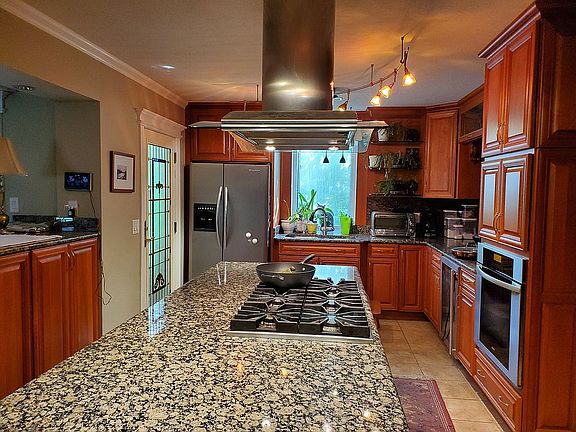 2nd image of 603 Lucas Dr