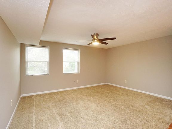5th image of 7377 Woodcroft Dr