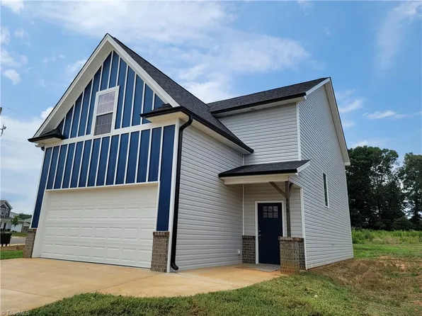 462 Everidge Rd, Winston Salem, NC 27103