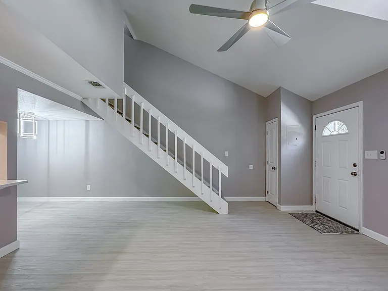 2465 Talco Hills Dr #C — Photo 7