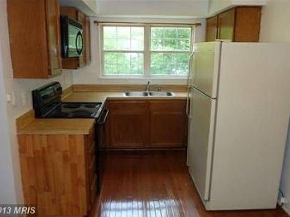 Nice kitchen, but updates