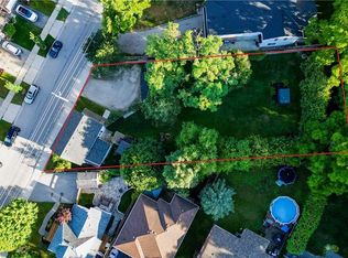 64 Woolwich St, Kitchener, ON N2K 1S3