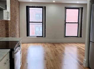 258 Dekalb Ave #1, Brooklyn, NY 11205