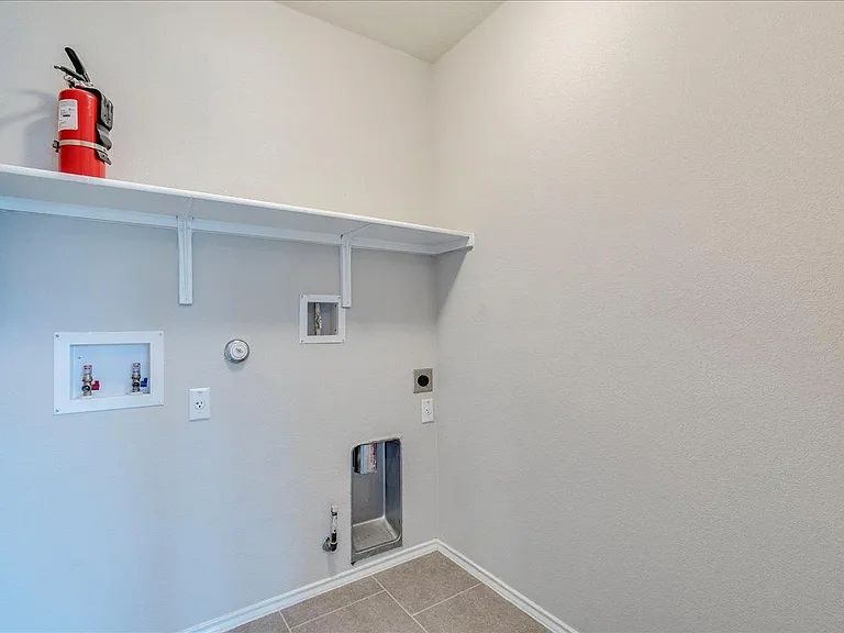 10515 Turnbull Loop — Photo 32