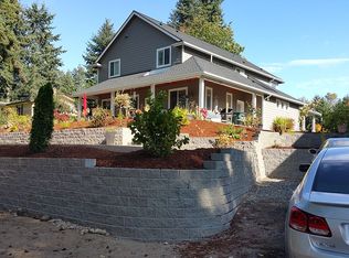 112 Holly Ct, Fircrest, WA 98466