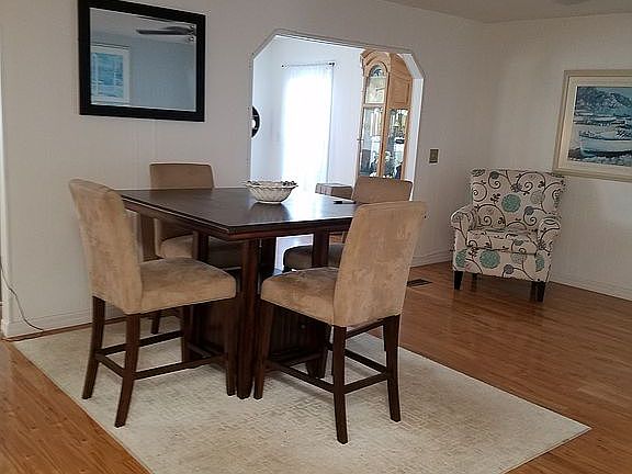 Dining room or living room
