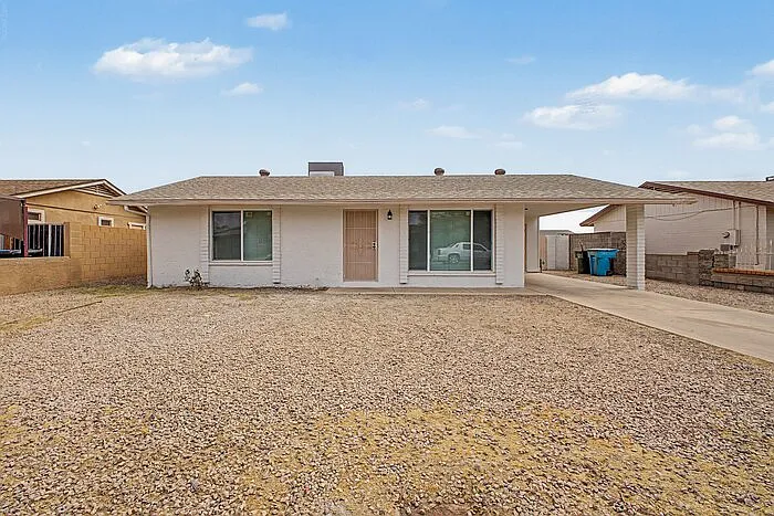 3 bed, 2.0 bath, 1656 sqft, $1,700 — Photo 3