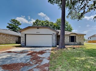 16947 Hummingbird, Conroe, TX 77385