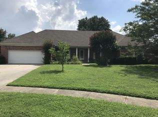 119 Larkspur Ln, Sikeston, MO 63801