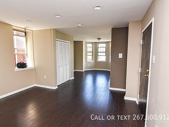 4th image of 4702 Chestnut St APT F