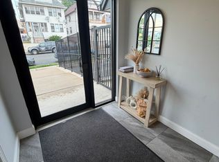 90 8th Ave #101, Paterson, NJ 07524
