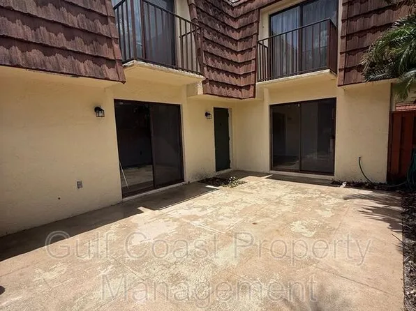 5249 Cedarbend Dr APT 1, Fort Myers, FL 33919