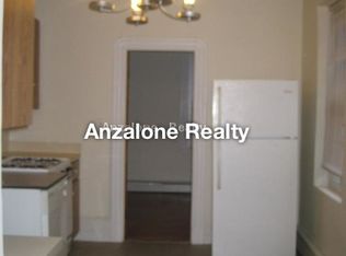 69 Phillips St APT 2, Boston, MA 02114