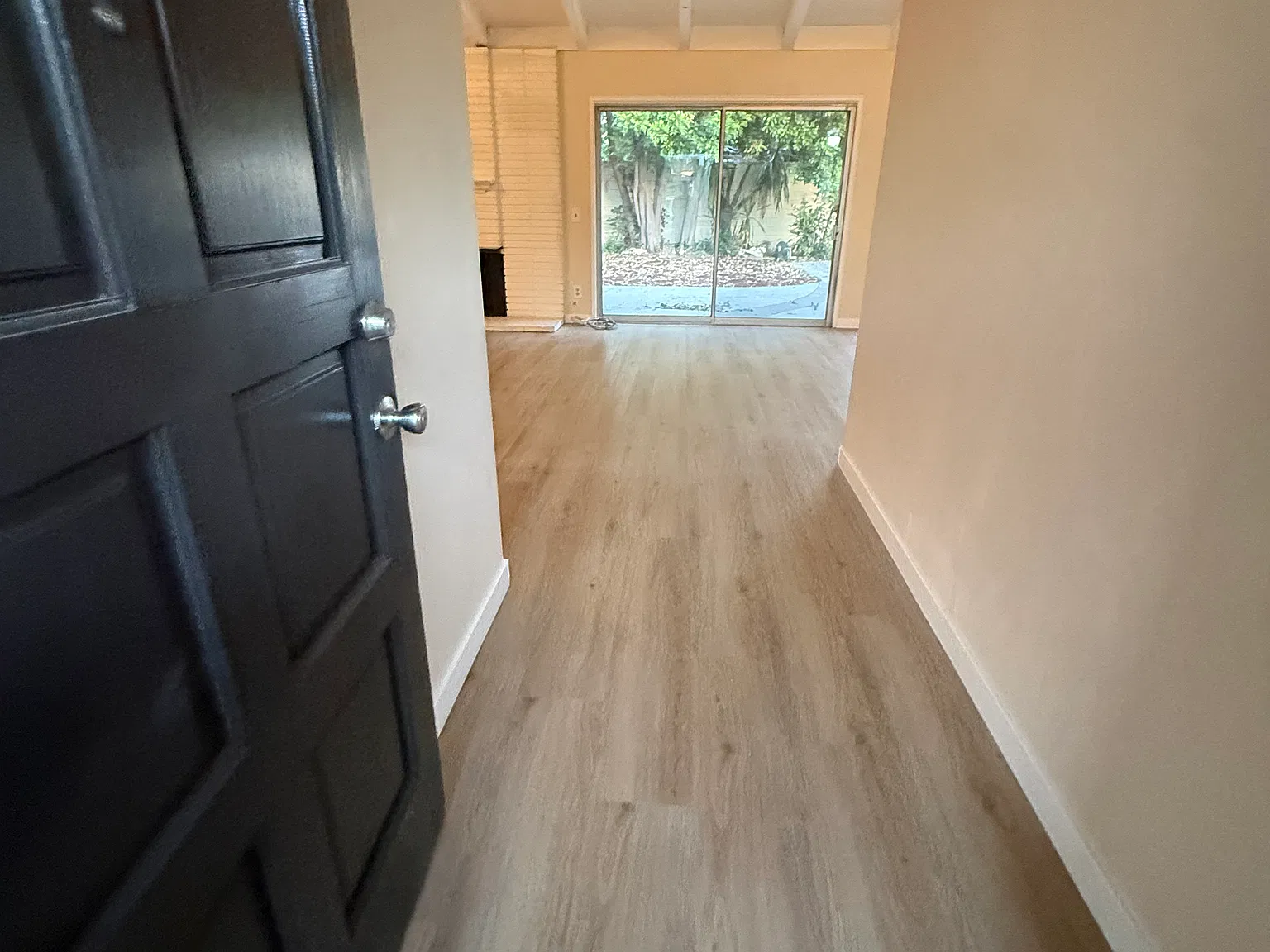 3 bed, 1556 sqft, $4,000 — Photo 3